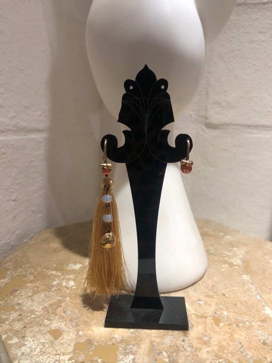anomisa seed earrings