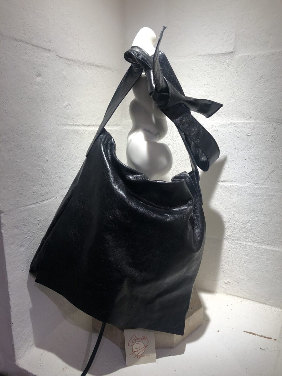 anomisa black postmistress