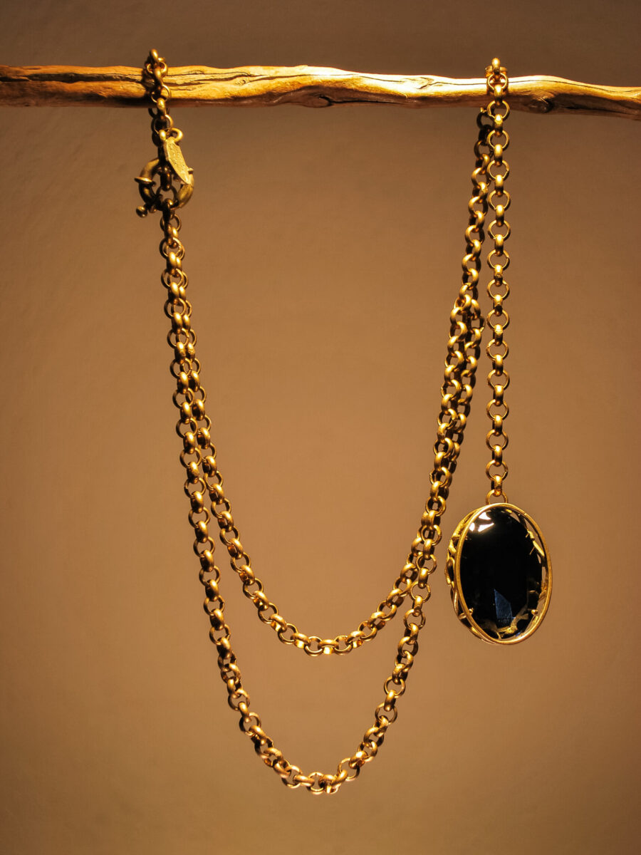 Dark blue long choker
