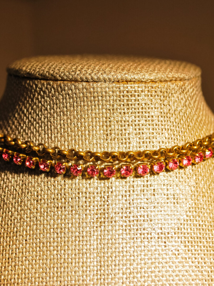 Choker con Piccoli Cristalli Collorati Rosa