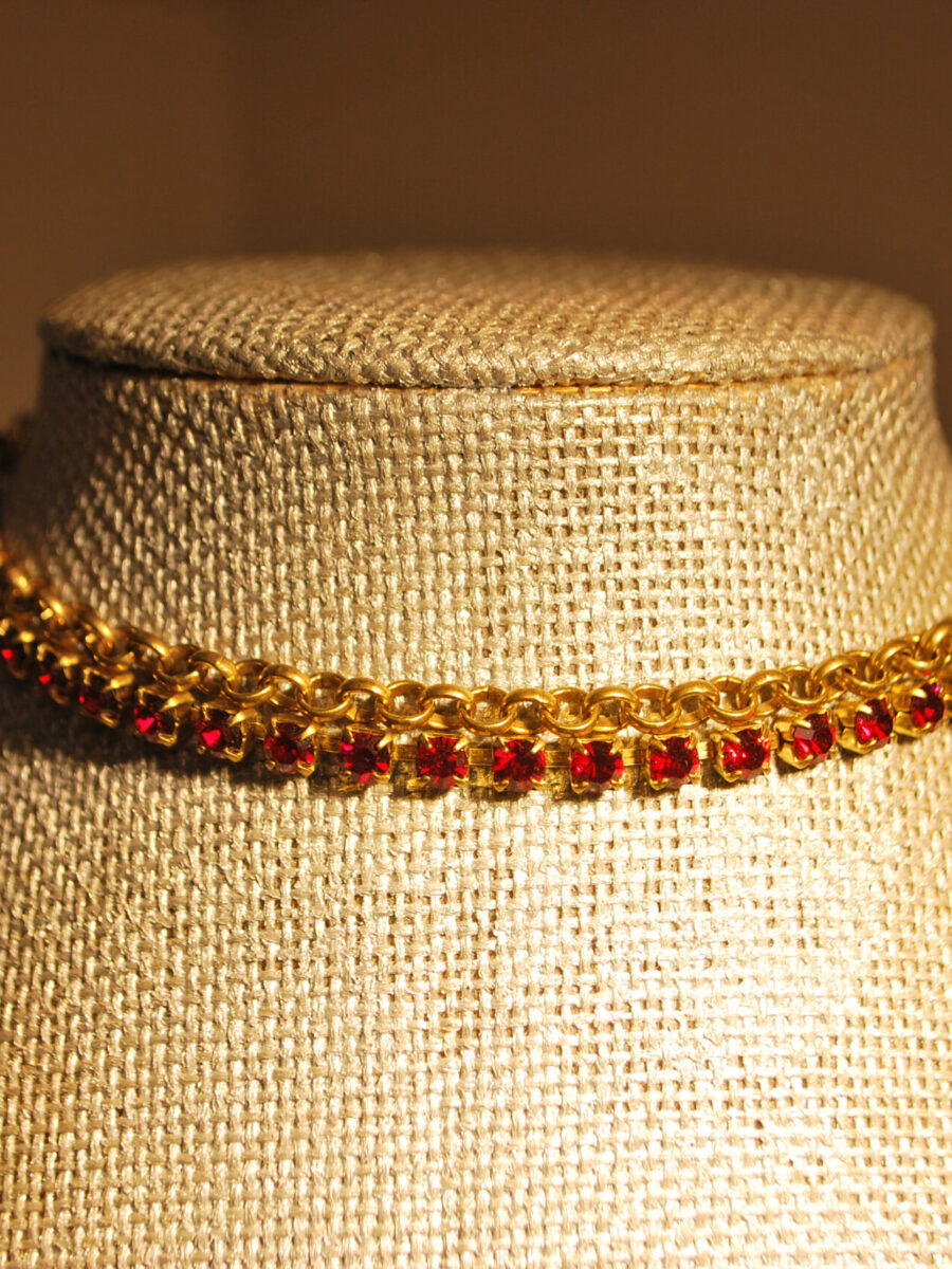 Choker con Piccoli Cristalli Collorati Rosso