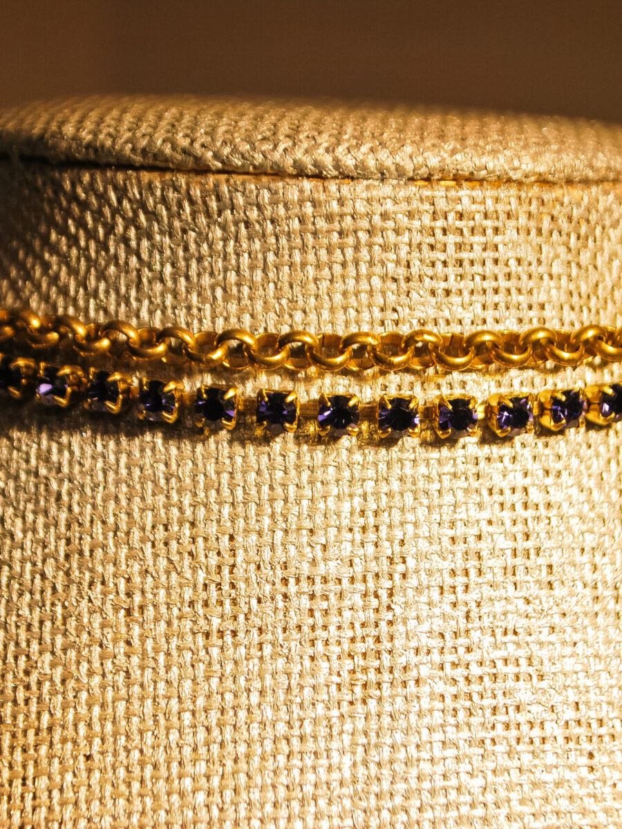 Choker con Piccoli Cristalli Collorati Blu Scuro
